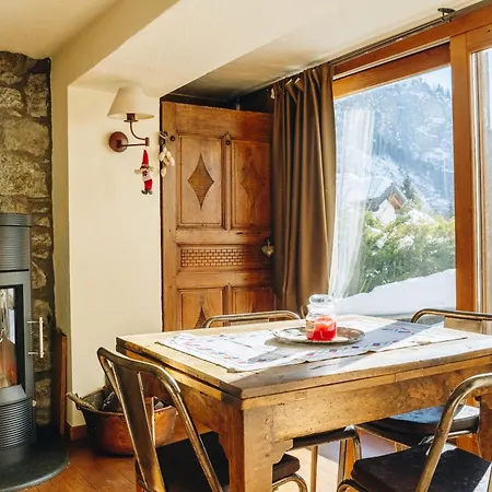 Maison Brenva Elegant T Holiday home *